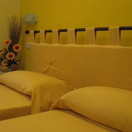 Alojamento de Acomodação e Pequeno-almoço Maria Rosaria